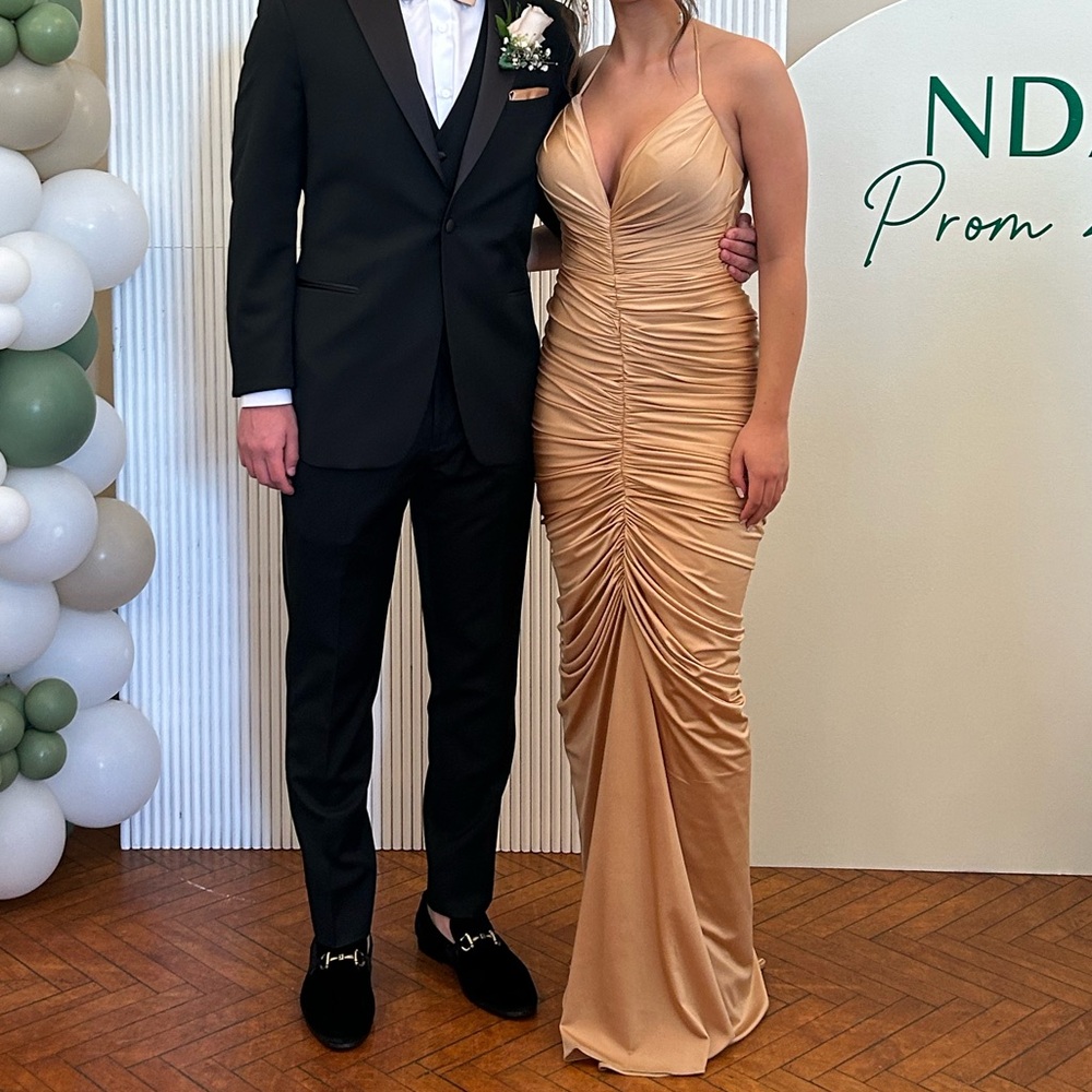 Tarik Ediz gown